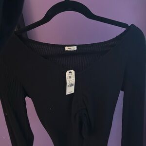 Cute black long sleeve tee
